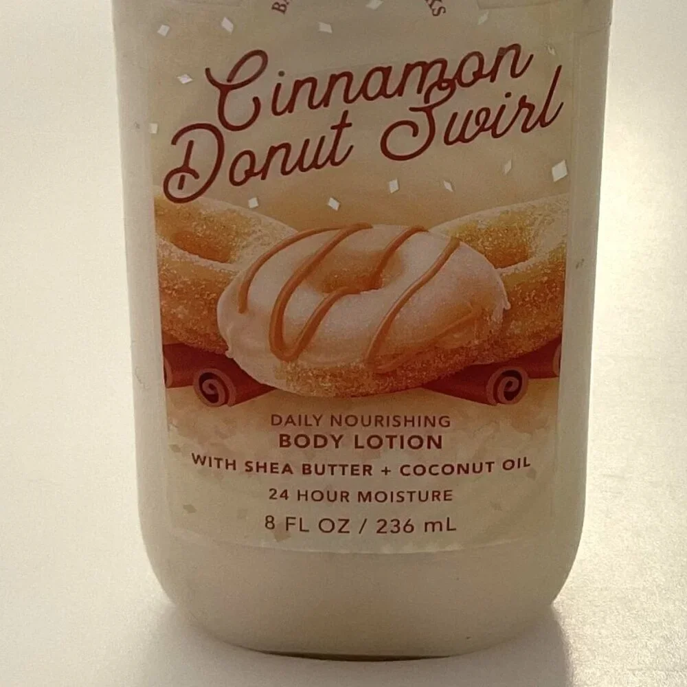 BATH AND BODY CINNAMON DONUT SWIRL SHOWER GEL AND LOTION (SET OF 2) - Picture 10 of 11